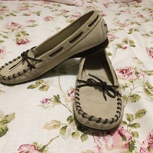 Cream/tan moccasin inspired loafers
